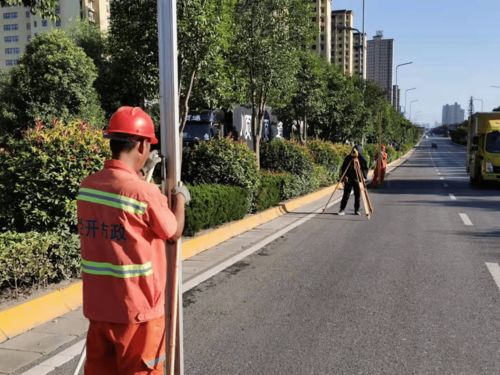 經開區(qū)持續(xù)加強道路設施養(yǎng)護保障安全運行