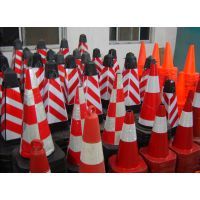 西安防撞桶與道路施工安全設施——信通交通安全設施公司產品介紹